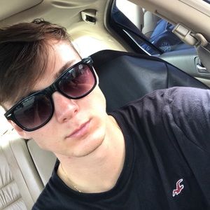 Meet your Posher, James